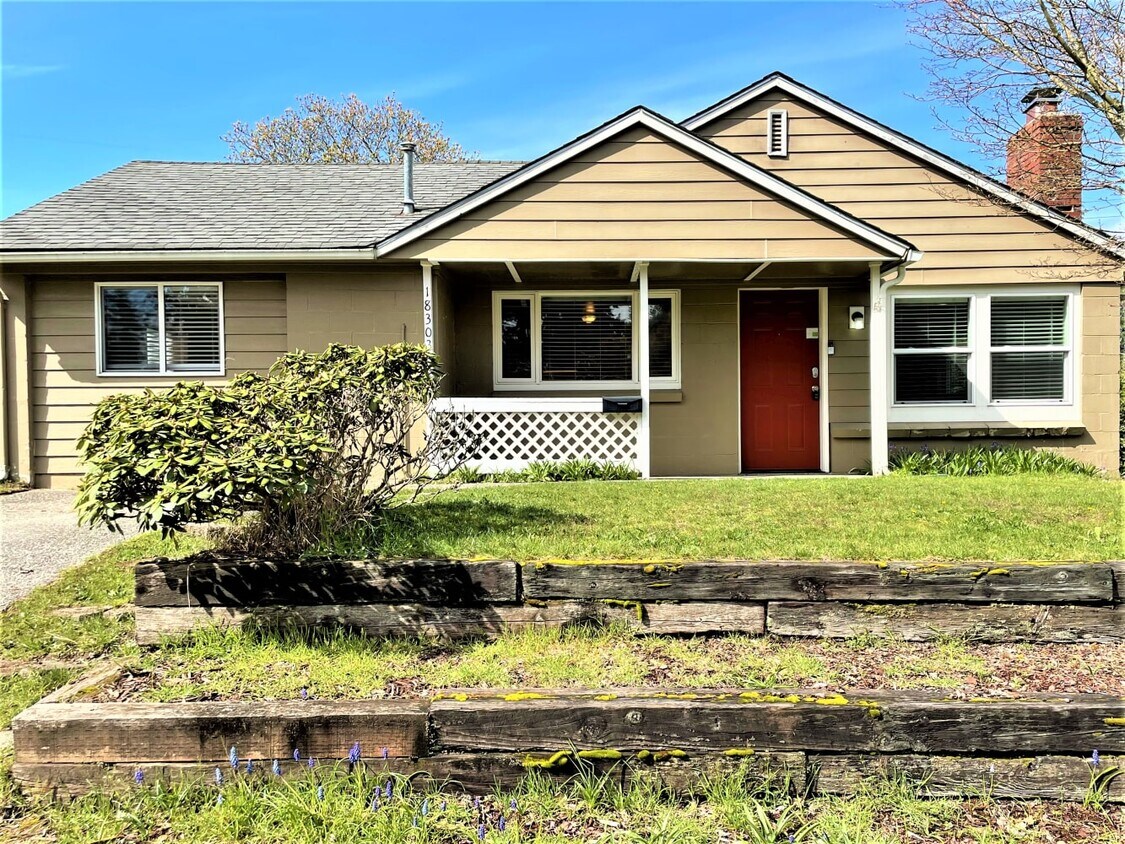 Primary Photo - 18303 9th Ave NE