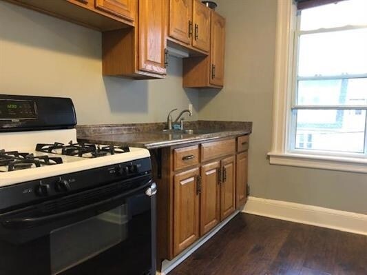Building Photo - 326 Delawanna Ave