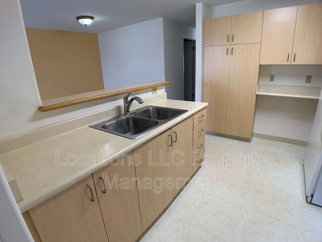 Building Photo - 95-1031-1031 Kaapeha St