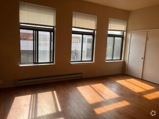 Building Photo - 68 Broadway N