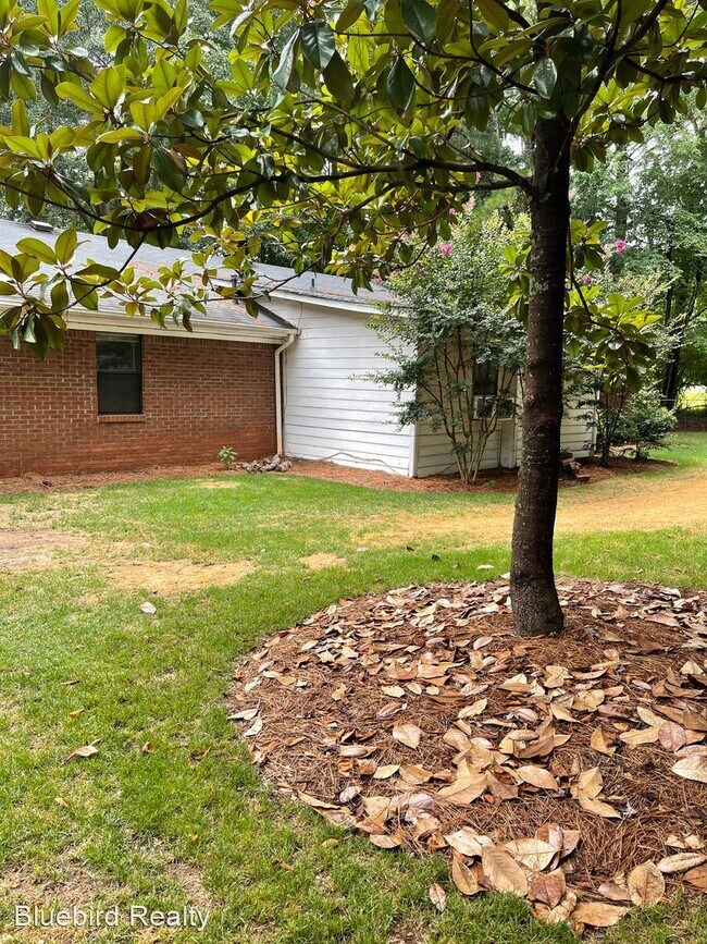 Building Photo - 4 br, 2 bath House - 668 Airline