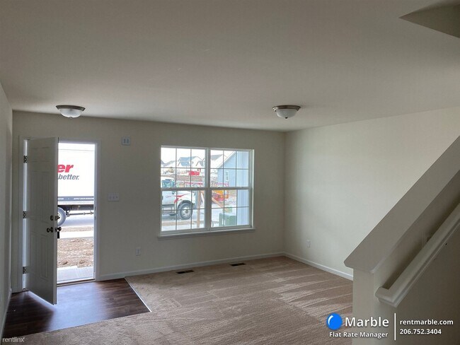 Foto del edificio - 4 br, 2.5 bath House - 218 Homestretch Ln