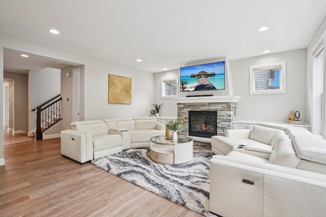 Foto del edificio - 4386 Arbor Dr