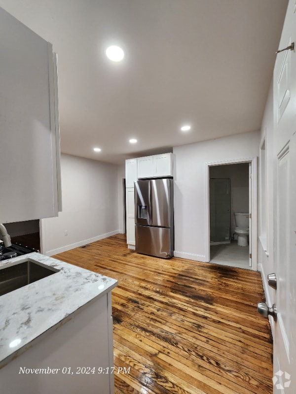 Building Photo - 70 Tremont St