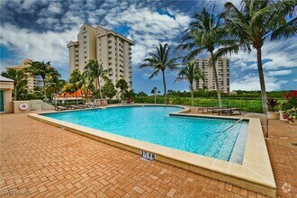 Building Photo - 60 Seagate Dr