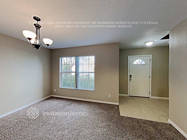 Foto del edificio - 1342 Bella Coola Dr