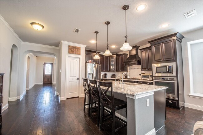 Foto del edificio - 8709 Glenburne Dr