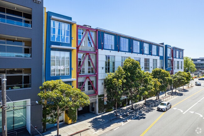 Alt. Exterior - The Grid SoMa