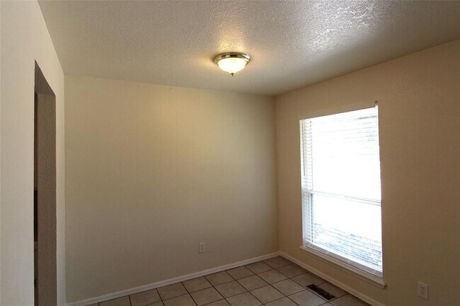 Foto del edificio - 900 Aspen Ct