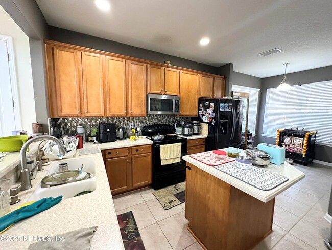 Foto del edificio - 14032 Saddlehill Ct