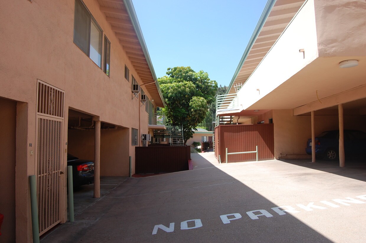 Mikado Apartments, MidCentury Japanese Apartments in Los Angeles, CA