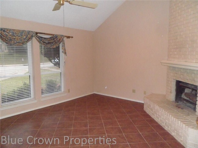 Building Photo - 9327 Highedge Cir
