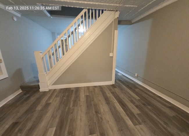 Foto del edificio - 2232 Sidney Ave