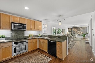 Building Photo - 1150 J St