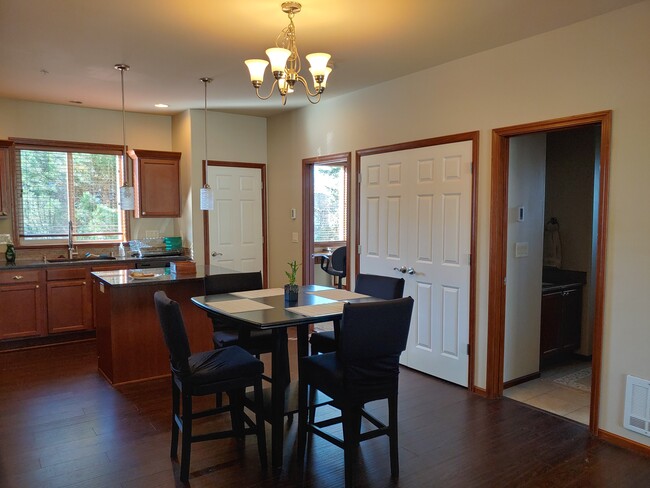 Kitchen, main room - 660 Telegraph Rd
