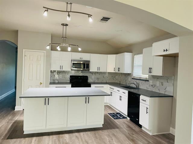 Building Photo - 14613 Eaglemont Dr