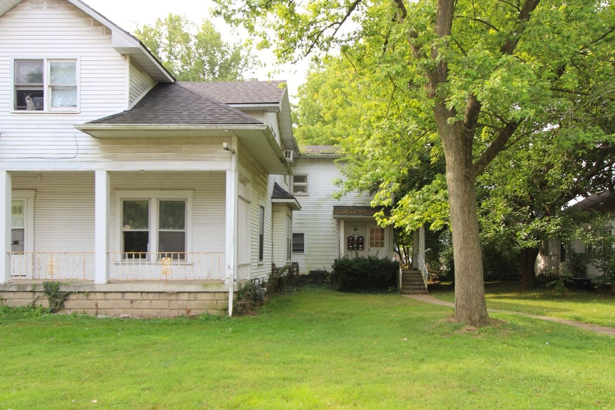 Foto principal - PRELEASING for AUGUST! Close to Campus