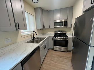 Building Photo - 1624 Banyan Dr