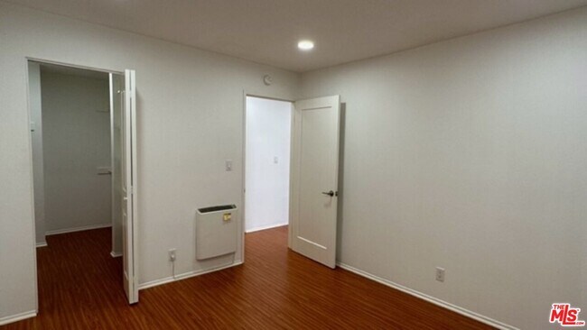Foto del edificio - 525 S Ardmore Ave