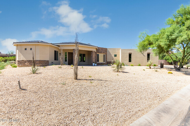 Building Photo - 27808 Desierto Dr