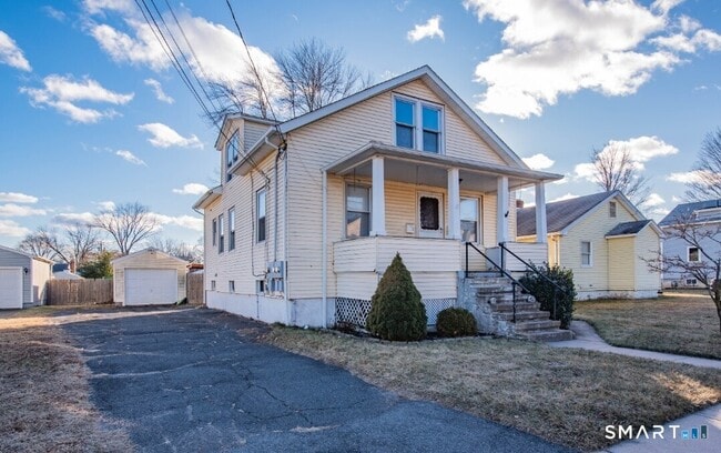Building Photo - 48 Hillside Ave