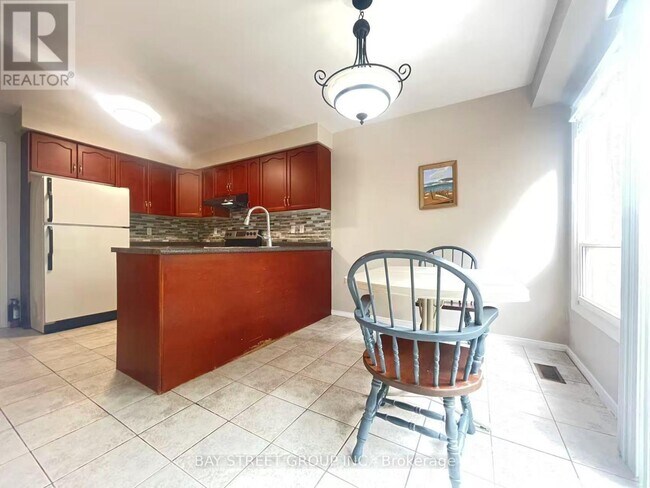 Building Photo - 5751 Prairie Cir