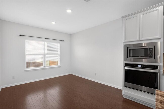 Foto del edificio - 108 Meadow Wood Cv
