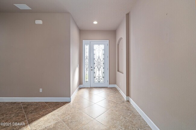 Foto del edificio - 829 Pinewood Dr