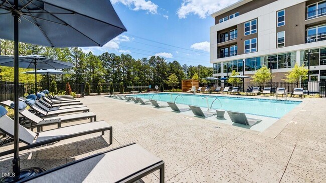 Foto del edificio - 5580 Farrington Rd