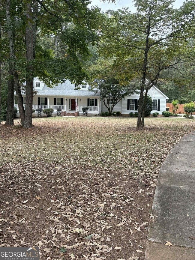 Building Photo - 68 Lancaster Way