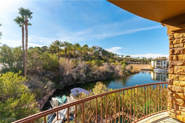 Foto del edificio - 15 Vía Lido