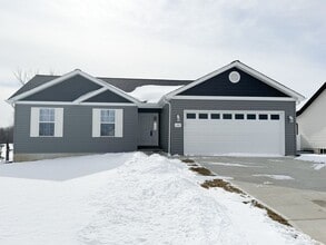 Building Photo - 172 Bombadill Blvd