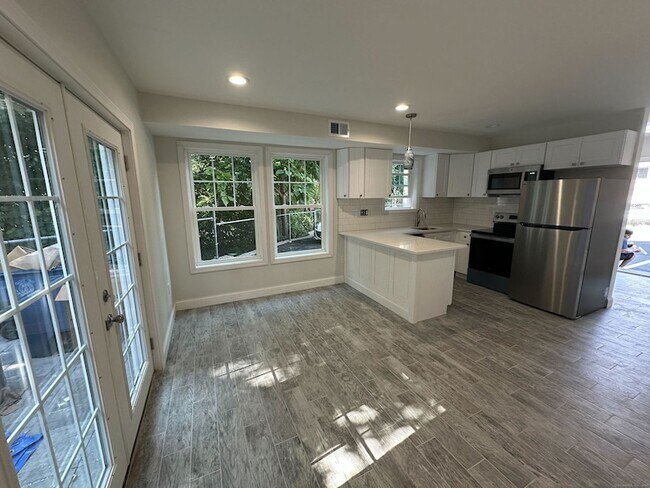 Foto del edificio - 1083 Whalley Ave