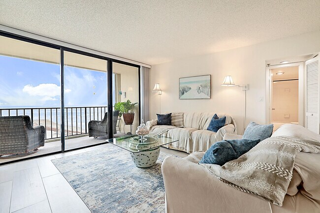 Foto del edificio - 100 Ocean Trail Way