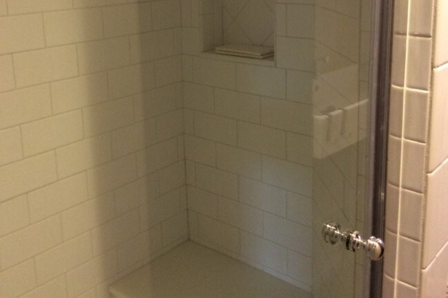 Seat in shower - 2337 W 8th St