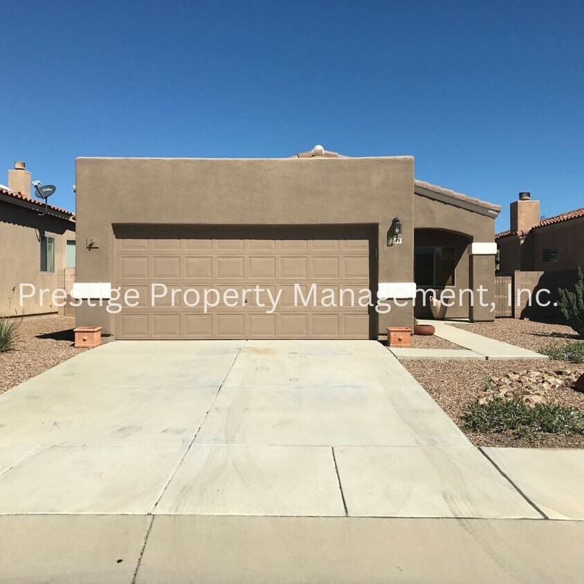 Primary Photo - Super Cute 2Bd/2Ba Green Valley Home!!