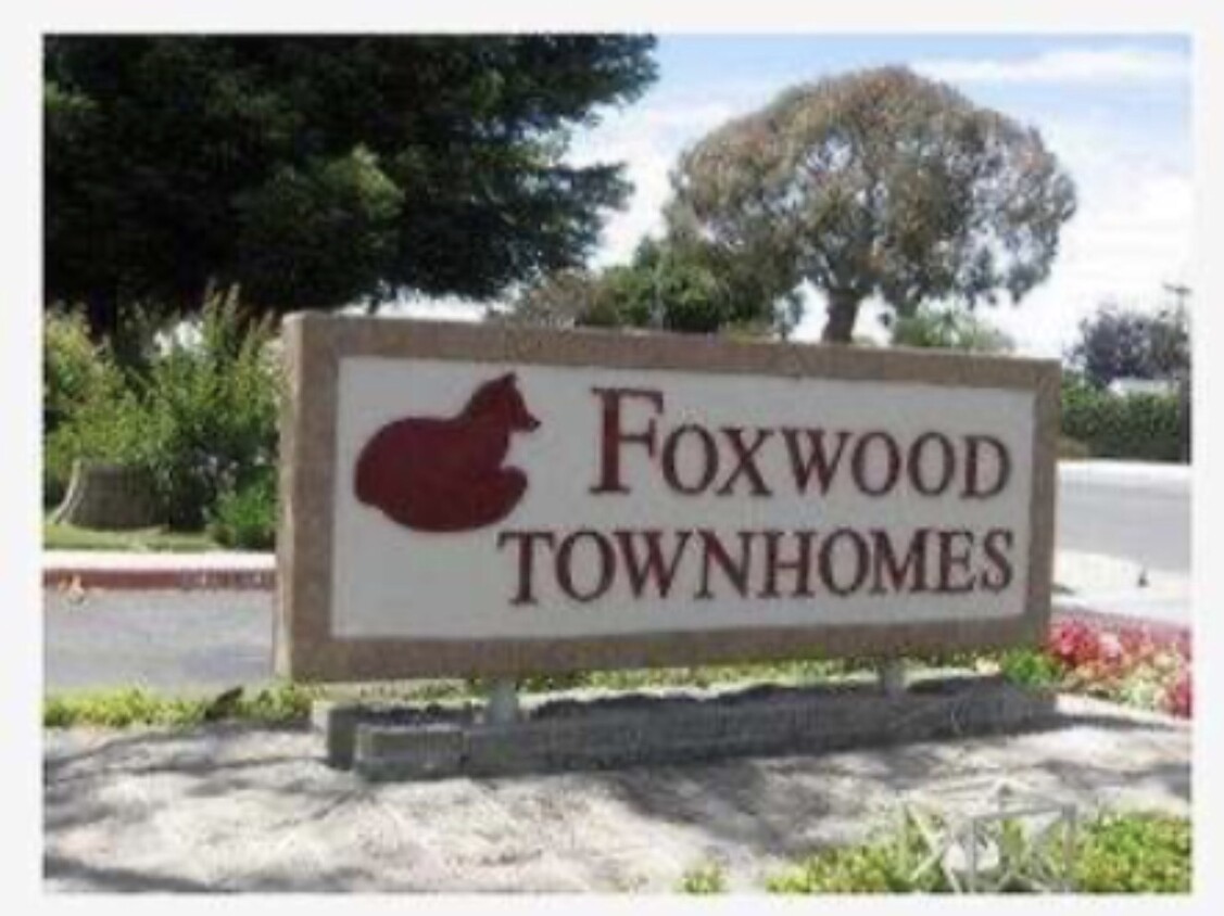 Entrance sign - 36859 Newark Blvd