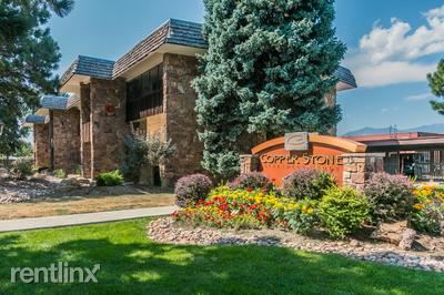 Foto principal - 2827 E Pikes Peak Ave