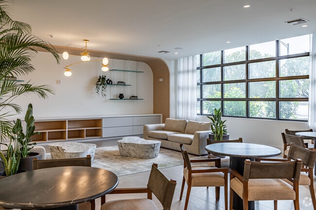 Clubroom - Griffin 441