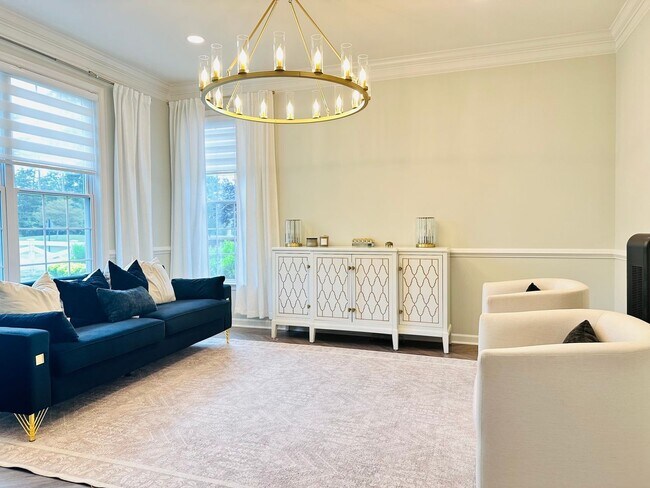 Foto del edificio - 4 Bedroom 3.5 Home in Haymarket