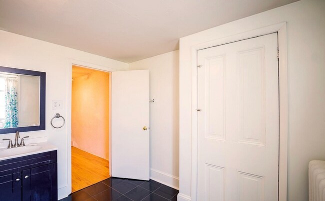 Foto del edificio - 1520 N Lawrence St