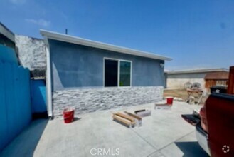 Building Photo - 8611 Rio Dell St