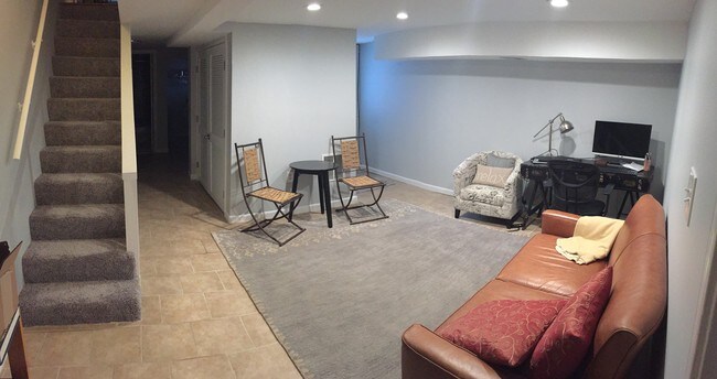 Sala de estar - 602 Columbia Rd NW