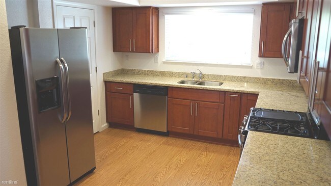Building Photo - 5497 Carlson Dr