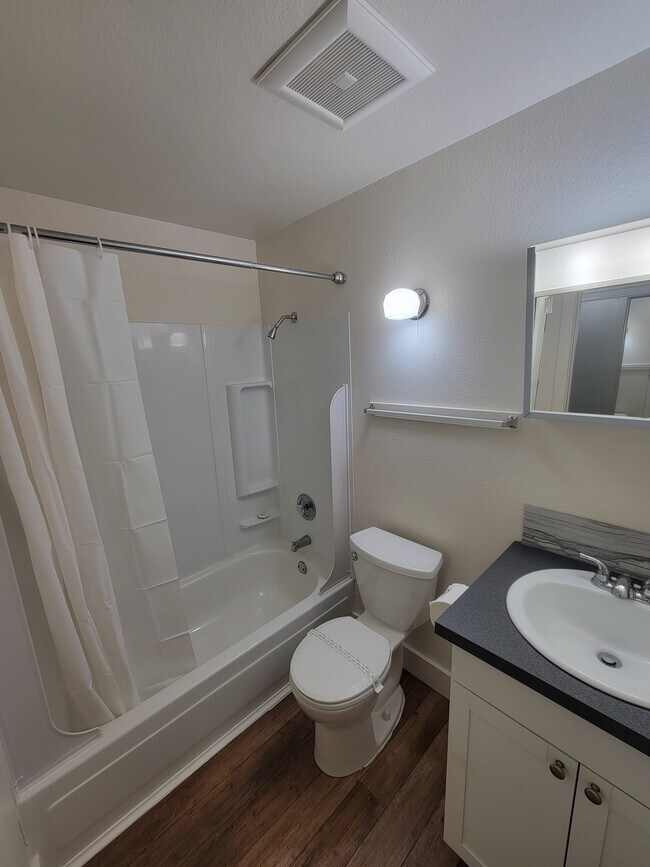 Foto del edificio - 2405 NW Irving St