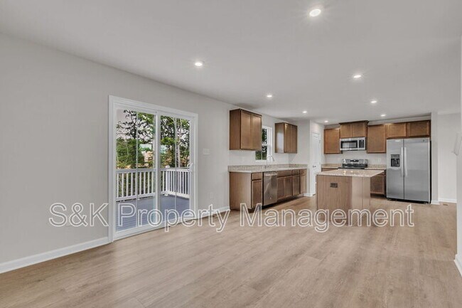 Foto del edificio - 2113 Gilmer Ln