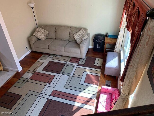 Foto del edificio - 1009 Jungfrau Ct