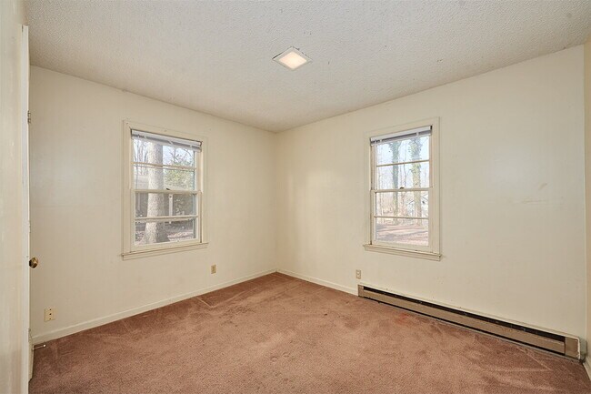 Foto del edificio - Coming Soon: 2BR, 1BA house (Do not apply without speaking with us first.)