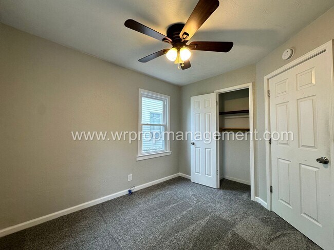 Foto del edificio - 3 Bed 1 Bath Home in West Toledo