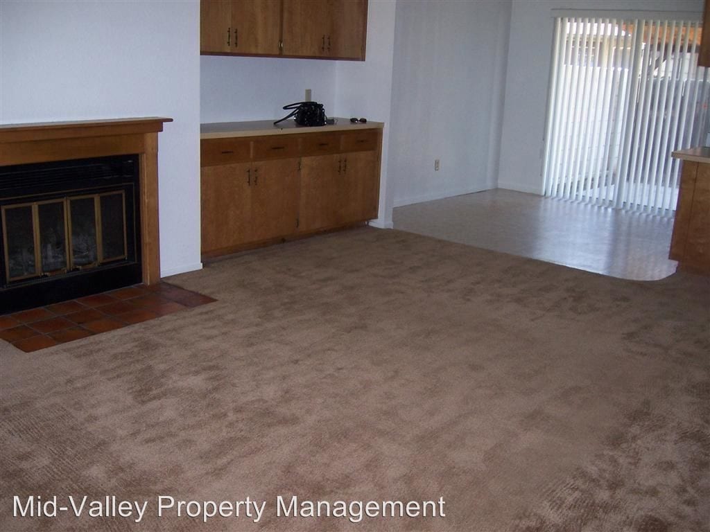 511 N Quince Ave, Exeter, CA 93221 Apartment for Rent in Exeter, CA